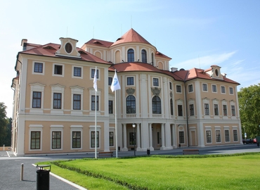 125 m² Conference center in Byšice, 61 (277 32) - 4 | MatchOffice.com