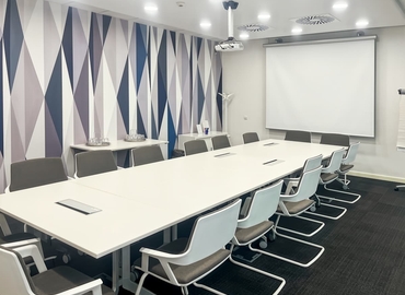 10 m² Shared workspace  in Prague, Nám. I.P.Pavlova 1789/5 (120 00) - 2 | MatchOffice.com