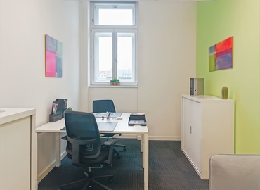 10 m² Coworking  in Prague, Nám. I.P.Pavlova 1789/5 (120 00) - 3 | MatchOffice