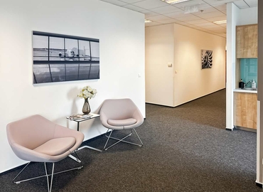 10 m² Shared workspace  in Prague, Aviatická  1092/8 (161 00) - 11 | MatchOffice