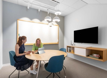 Virtual office in Prague, Plzenska 3350/18 (150 00) - 2 | MatchOffice.com
