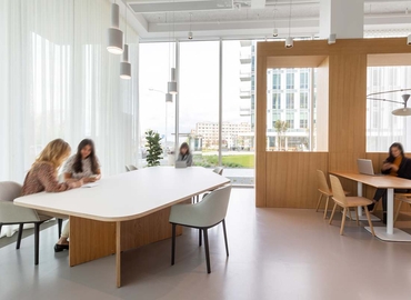Virtual office in Prague, Pujmanové 1753/10a (140 00) - 9 | MatchOffice