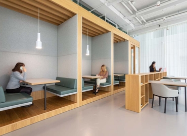 Virtual office space in Prague, Pujmanové 1753/10a (140 00) - 10 | MatchOffice.com