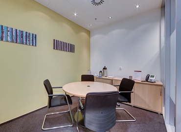 25 m² Business center property available to rent in Prague, Na Strzi 65/1702 (140 00) - 5 | MatchOffice