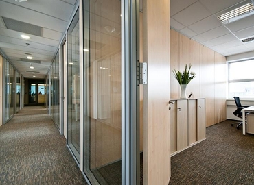 59 m² Business center property for rent in Prague, Karla Engliše 3201/6 (150 00) - 4 | MatchOffice.com