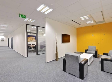 50 m² Business center property up for rent in Prague, Olivova 4/2096 (110 00) - 9 | MatchOffice.com