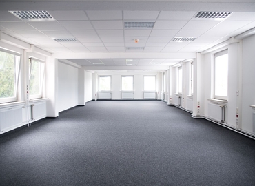 150 m² Business park building for rent in Farchant, Breitenauer Straße 1 (82467) - 0 | MatchOffice.com