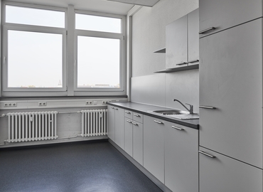 Weinheimer Straße 62-64, Business Center in Mannheim, 3