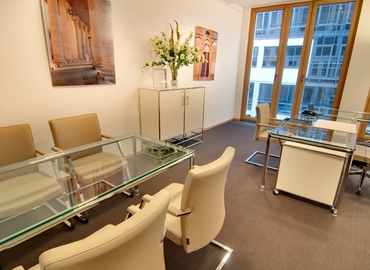 75 m² Conference center in Hamburg, Neuer Wall 80 (20354) - 1 | MatchOffice.com