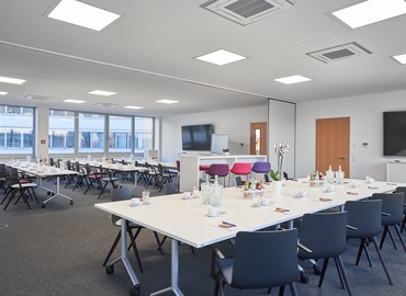 Stresemannallee 4B, Business Center in Neuss