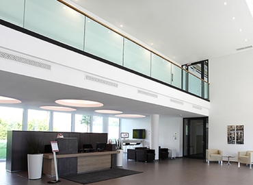 100 m² Office available to rent in Dusseldorf, Peter-Müller-Straße 3 (40468) can meet all your requirements  - 1 | MatchOffice.com