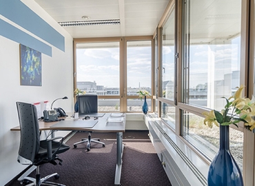 35 m² Business space in Dusseldorf Heerdt, Prinzenallee 7. (40549) - 1 | MatchOffice.com