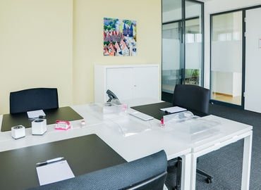 35 m² Business park place up for rent in Kiel, Maria-Goeppert-Strasse 3 (23562) - 9 | MatchOffice.com