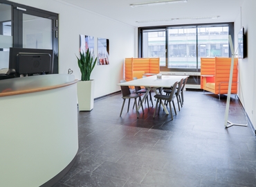 Maria-Goeppert-Strasse 3, Business Center in Kiel, 1