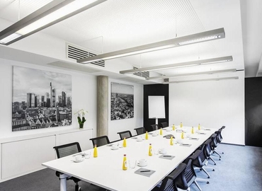 Book a 25 m² Conference space in Frankfurt am Main, Sebastian-Kneipp-Str. 41 (60439) - 4 | MatchOffice.com