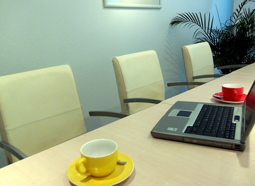 Choose a 28 m² Convention center in Ratingen, Wallstraße 16 (40878) - 2 | MatchOffice