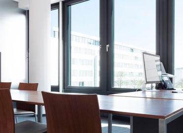 Rent a 50 m² Meeting room in Stuttgart, Industriestrasse 4 (70565) - 1 | MatchOffice