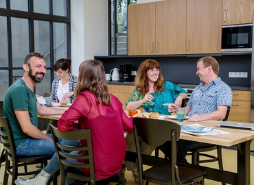 Book a 50 m² Meeting room in Berlin Treptow-Köpenick, Rudower Chaussee 17 (12489) - 2 | MatchOffice.com