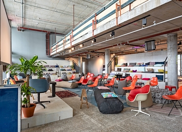 Alexanderufer 3 - 7, Business Center in Berlin Mitte