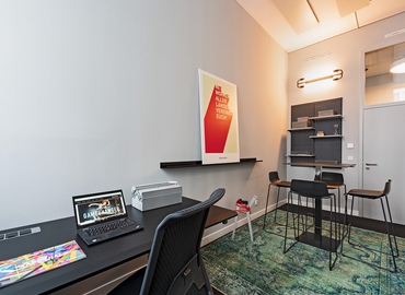 Alexanderufer 3 - 7, Business Center in Berlin Mitte