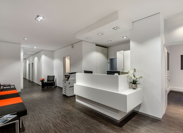 Prinzregentenstraße 54, Business Center in München Lehel, 1