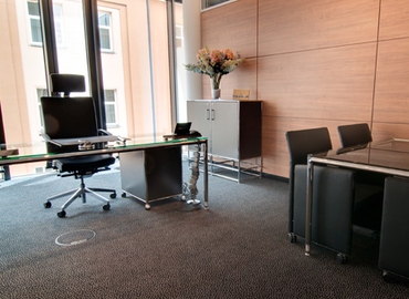 35 m² Shared office  in Munich, Maximilianstrasse 13 (80539) - 0 | MatchOffice.com