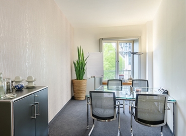 50 m² Co-working  in Dusseldorf Medienhafen, Neuer Zollhof 3 (40221) - 1 | MatchOffice.com
