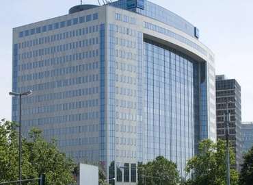 30 m² Co-working in Frankfurt am Main, Theodor-Heuss-Allee 112 (60486) - 1 | MatchOffice.com