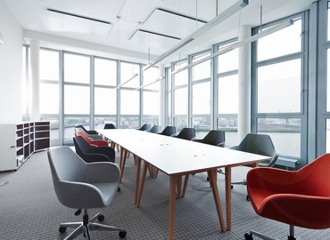 60 m² Shared workspace  in Hamburg, Am Kaiserkai 69 (20457) - 9 | MatchOffice.com