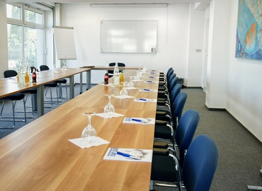 100 m² Serviced office in Rostock, Industriestrasse 15 (18069) - 1 | MatchOffice