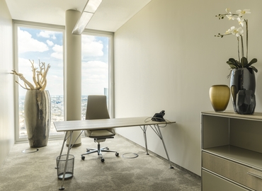 30 m² Business center in Frankfurt Innenstadt, Thurn-und Taxis-Platz 6 (60313) - 1 | MatchOffice