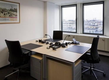 Rent comfortable a 55 m² Co-working  in Dusseldorf, Königsallee 106 (40215) - 2 | MatchOffice