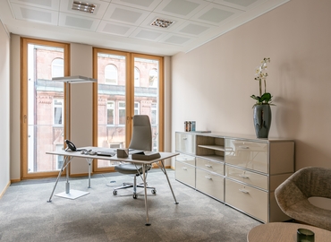 Choose a 25 m² Conference center in Hamburg, Neuer Wall 80 (20354) - 0 | MatchOffice