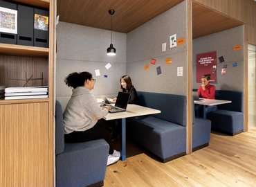 40 m² Serviced office building available to rent in Dusseldorf, Ratinger Straße 9 (40213) - 0 | MatchOffice.com