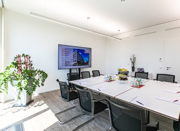 Rent a 100 m² Conference space in Wiesbaden, Klingholzstraße 7 (65189) - 1 | MatchOffice