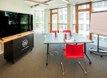 Explore comfortable a 2000 m² Coworking space  in Dusseldorf, Hammer Straße 19 (40219) - 4 | MatchOffice.com