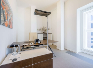 30 m² Shared office  in Munich, Maximilianstrasse 2 (80539) - 5 | MatchOffice.com