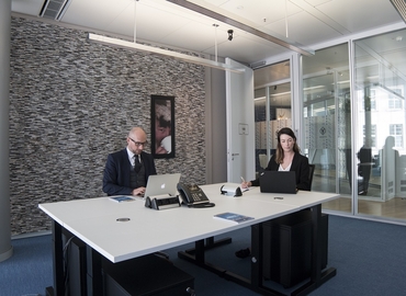 200 m² Coworking space  in Dusseldorf Carlstadt, Graf-Adolf-Platz 15 (40213) - 1 | MatchOffice
