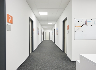Carl-Zeiss-Straße 5, Business Center in Fellbach