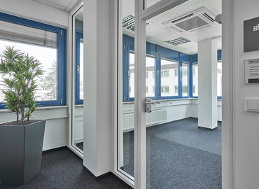 Praunheimer Landstraße 32, Business Center in Frankfurt West, 3