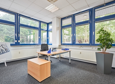 Praunheimer Landstraße 32, Business Center in Frankfurt West, 1