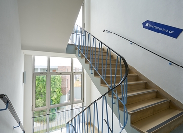 Carl-Reuther-Straße 1-3, Business Center in Mannheim, 11