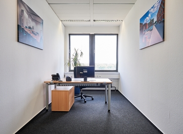 Carl-Legien-Straße 15, Business Center in Offenbach