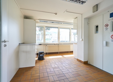 Benzstraße 2, Business Center in Frickenhausen