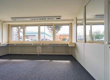 Benzstraße 2, Business Center in Frickenhausen, 13