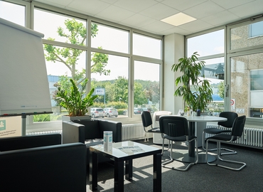 Benzstraße 2, Business Center in Frickenhausen