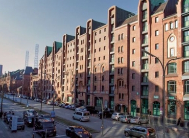 Am Sandtorkai 27, Business Center in Hamburg Neustadt, 2