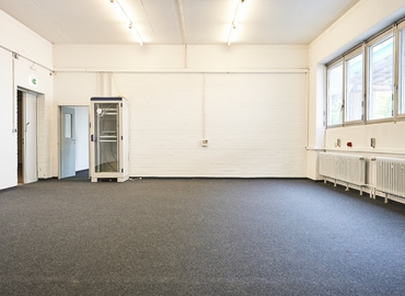 Osterholzallee 140/144, Business Center in Ludwigsburg, 5