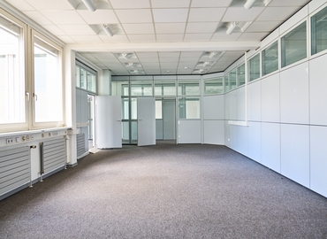 Karlsruher Straße 31-33, Business Center in Rastatt, 7