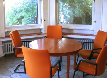Friedrich-Engels-Straße 15, Business Center in Gahro, 5